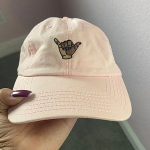 pink hat